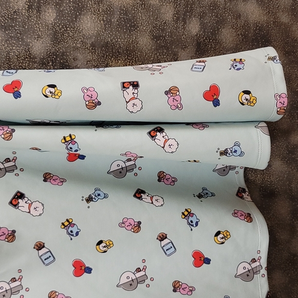 BT21 Skater Skirt - Picture 4 of 8